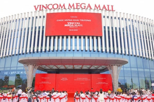 Lợi nhuận năm 2023 của Vincom Retail (VRE) ước tăng 61,6%