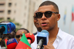 Real Madrid thay đổi đề nghị, Mbappe hết được ưu tiên