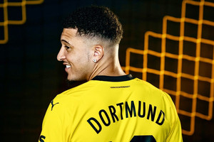 Vừa sang Dortmund, Sancho lập tức 'đá xoáy' Ten Hag