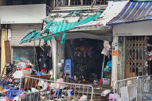 Thủ tướng yêu cầu khẩn trương điều tra làm rõ nguyên nhân vụ cháy tại phố Hàng Lược (Hà Nội)