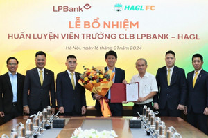 Ông Vũ Tiến Thành trở thành tân HLV trưởng CLB Bóng đá LPBank Hoàng Anh Gia Lai