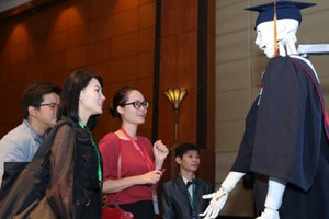 Robot trí tuệ nhân tạo đầu tiên của Việt Nam: Cao 1,8m, có đủ 5 giác quan, hội tụ nhiều công nghệ được kỳ vọng trở thành biểu tượng của giáo dục 4.0