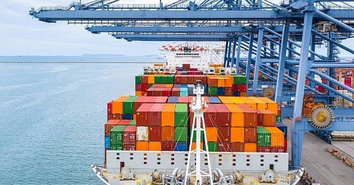 Tàu Mỹ trúng tên lửa: Thế giới đối mặt nguy cơ mới, kinh tế VN ảnh hưởng sao?