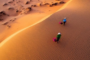 ‘Đồi cát bay’ rộng 50ha trải dài trên địa bàn 2 tỉnh, là đồi cát thay đổi hình dạng tự nhiên nhiều nhất Việt Nam