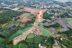 Hơn nửa năm, cao tốc Biên Hòa - Vũng Tàu qua Đồng Nai vẫn chờ mặt bằng