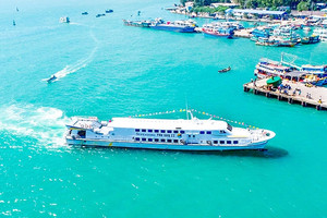 Du lịch Phú Quốc sụt giảm do gió mạnh, ‘thổi bay’ lợi nhuận của tàu cao tốc Superdong