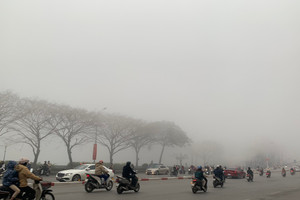 Chuyên gia lý giải nguyên nhân sương mù dày đặc