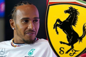 Cổ phiếu Ferrari tăng vọt nhờ chiêu mộ thành công tay đua nổi tiếng Lewis Hamilton