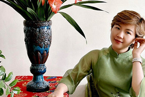 Người trẻ bỏ cá chép, vàng mã khỏi mâm cúng ông Táo, chuyên gia văn hoá lý giải
