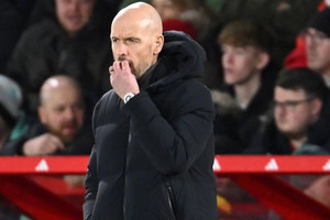Erik ten Hag bị cắt quyền to, sắp ‘bay ghế’ ở MU