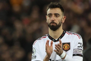 MU báo động đỏ Bruno Fernandes, chuỗi 13 trận ‘bất thường’