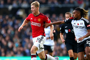 MU đấu Fulham: Chơi thế nào để thắng khi không có Hojlund