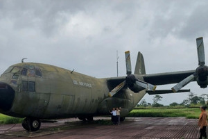 Hai máy bay vận tải quân sự C-130 Việt Nam sở hữu sau năm 1975 được 'bảo vệ' ở vị trí đặc biệt, từng là niềm khao khát của không quân nhiều nước