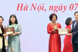 Hai nhà khoa học thắng giải Kovalevskaia 2023