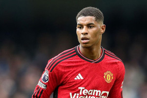 Ten Hag ngăn cản MU bán Marcus Rashford