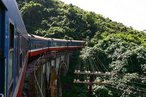 Sắp khai trương 'đoàn tàu kết nối di sản' trên tuyến đường sắt hơn 100km đẹp nhất Việt Nam