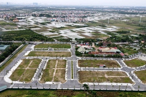 Đấu giá 7 lô đất gần sân bay Nội Bài, giá khởi điểm sắp chạm mốc 30 triệu/m2