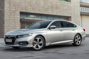 Xe top ế nhất thị trường Honda Accord lần đầu giảm giá 'sập sàn' 220 triệu