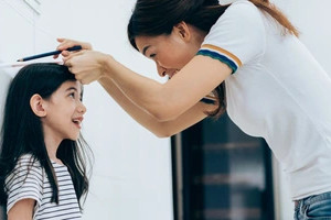 Bé gái 12 tuổi đã cao 1m72, bác sĩ Nhi khoa: 3 loại thực phẩm là 'vua tăng trưởng chiều cao', bố mẹ nên cho con ăn nhiều hơn