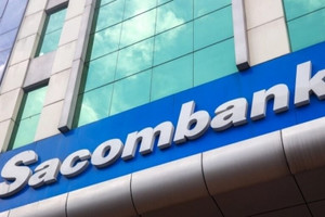 Sacombank (STB) đang 'mắc kẹt' với khoản nợ xấu 5.800 lượng vàng trong bối cảnh giá tăng vọt