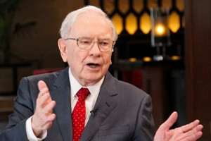 ‘Thần chứng khoán’ Warren Buffett: Bố mẹ cho con tiếp cận đủ 3 tư duy từ tuổi mẫu giáo, con dễ ‘thoát nghèo’