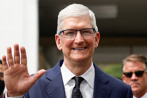 CEO Tim Cook xem xét xây nhà máy đầu tiên tại Indonesia