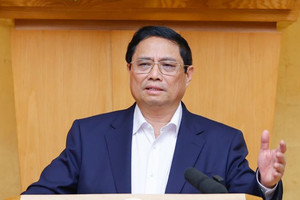 Thủ tướng: Không tăng giá vào thời điểm tăng lương