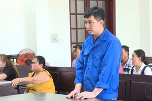 ‘Chơi chứng’ thua lỗ, giám đốc phòng giao dịch ngân hàng nhận mức án 15 năm tù giam vì lừa đảo hàng tỷ đồng