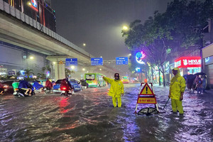 Miền Bắc sắp mưa lớn, nguy cơ lốc sét kèm gió giật mạnh và ngập úng