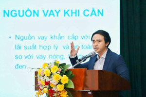 Người tiêu dùng với nhận thức tài chính không tồn tại trong suốt 12 năm phổ thông, khi nghe nói có vấn đề xấu xảy ra, họ sẽ từ bỏ