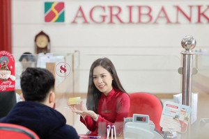 Agribank 'cháy hàng' vàng sau 2 ngày, hứa hẹn trở lại phục vụ khách hàng từ chiều 5/6