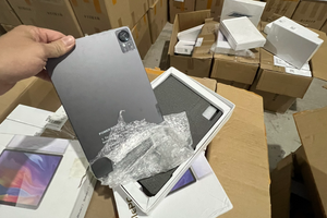 Hà Nội: Phát hiện kho iPhone, iPad 'khủng' không rõ nguồn gốc