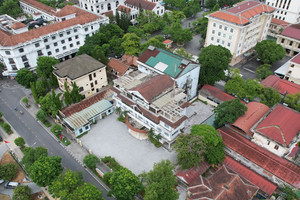 Loạt trụ sở nằm trên 'đất vàng' ở Huế không thể đấu giá