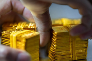 Ngân hàng tiếp tục rao bán khoản nợ gần 215 lượng vàng SJC kéo dài 20 năm