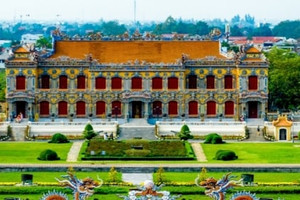 Cung điện trăm tỷ được chọn là điểm khai mạc Festival Huế 2024: Nơi ở của hai vị vua cuối cùng triều Nguyễn, chứa nhiều cổ vật quý giá
