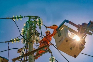 Tháng cao điểm nắng nóng, PV Power (POW) trung bình thu về gần 110 tỷ đồng/ngày