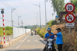 TP. Thủ Đức sắp hoàn thành tuyến đường tiền tỷ, hàng trăm hộ dân gần chục năm bị bít đường đi hồ hởi vui mừng