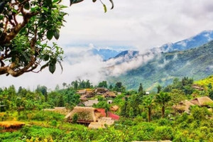 'Ốc đảo xanh' giữa núi rừng nằm ẩn mình trên dãy Tây Côn Lĩnh, chỉ cách TP. Hà Giang 12km, đón hàng chục nghìn lượt khách du lịch