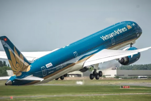 Vietnam Airlines (HVN) muốn phát hành cổ phiếu để huy động vốn, mục đích trả nợ và đầu tư