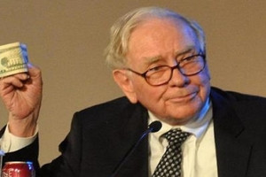 Warren Buffett bất ngờ tuyên bố nắm giữ một cổ phiếu mãi mãi, vừa chi thêm 435 triệu USD để mua mạnh