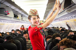 Vietjet (VJC) và Vietnam Airlines (HVN) báo tin vui sau nửa đầu năm 2024