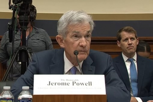 Chủ tịch Jerome Powell tuyên bố Fed sẽ hạ lãi suất, chứng khoán Việt Nam được kỳ vọng sẽ hưởng lợi