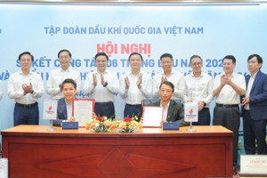 PVEP ký hợp đồng cung cấp dầu thô dài hạn cho nhà máy lọc dầu Dung Quất