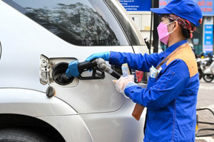 Giá xăng trong nước ngày mai có thể giảm lần thứ 2 liên tiếp
