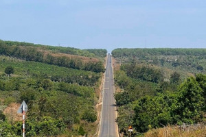 Chiêm ngưỡng cung đường ‘mạo hiểm’ nhất Tây Nguyên, dốc thẳng đứng lên đến 90 độ