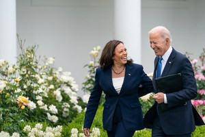 Ông Joe Biden rút khỏi cuộc đua vào Nhà Trắng, ủng hộ bà Kamala Harris thay thế