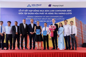 Hòa Phát (HPG) cung cấp 2.000 container 'Made in Vietnam' cho công ty vận tải hàng đầu thế giới