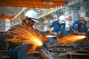 PMI tháng 7 đạt trên 54 điểm, ngành sản xuất giữ vững đà tăng trưởng mạnh