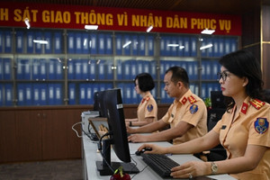 Bộ Công an tính phương án đấu giá biển xe máy, ô tô kinh doanh vận tải