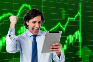 Đèo Cả sắp 'hái trái ngọt' từ loạt dự án chục nghìn tỷ, cổ phiếu HHV tăng kịch trần